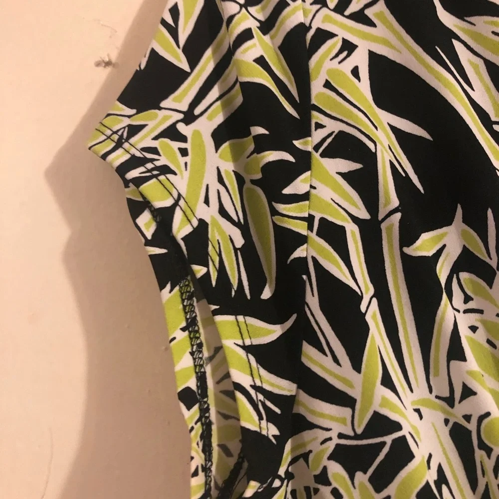 😍 MICHAEL Michael Kors Bamboo Print Pear Green High Low Faux Wrap Dress🎊 - Picture 8 of 11